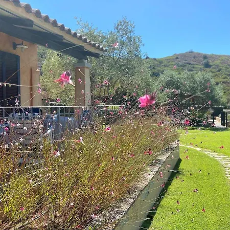 Villa, Private Garden Of Eden, And Stunning Vistas 别墅