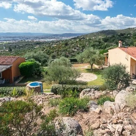 Villa, Private Garden Of Eden, And Stunning Vistas * Pittulongu