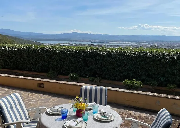 Villa, Private Garden Of Eden, And Stunning Vistas Вилла Pittulongu