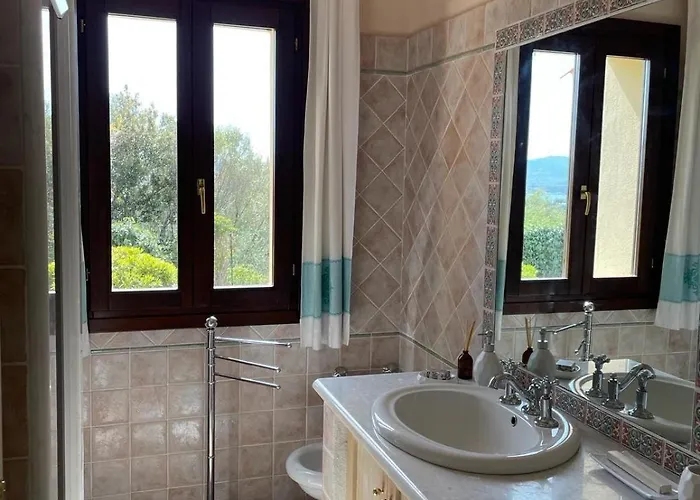 Villa, Private Garden Of Eden, And Stunning Vistas *