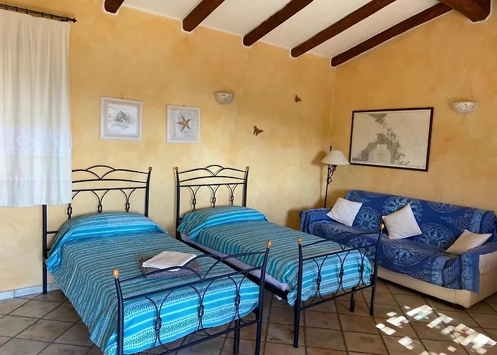 Villa, Private Garden Of Eden, And Stunning Vistas Pittulongu